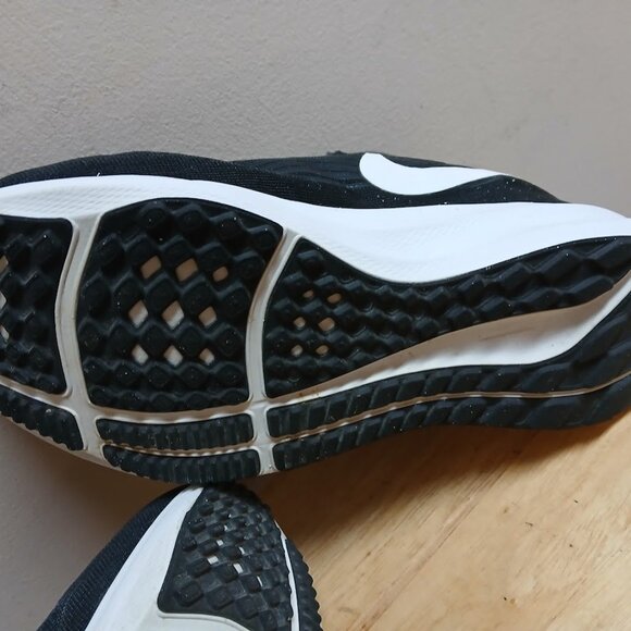 Nike Air Zoom Pegasus 39 Womens Size 7.5 Black White DH4072-001 EUC - Picture 15 of 16